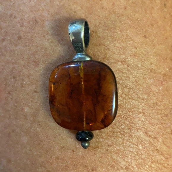 Silpada Amber Black Onyx Sterling Silver Pendant - Picture 2 of 3